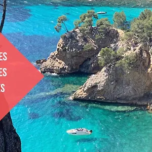 https://escapade-bandolaise-100-mtres-de-la-plage-83150.fr-provencehotel.com